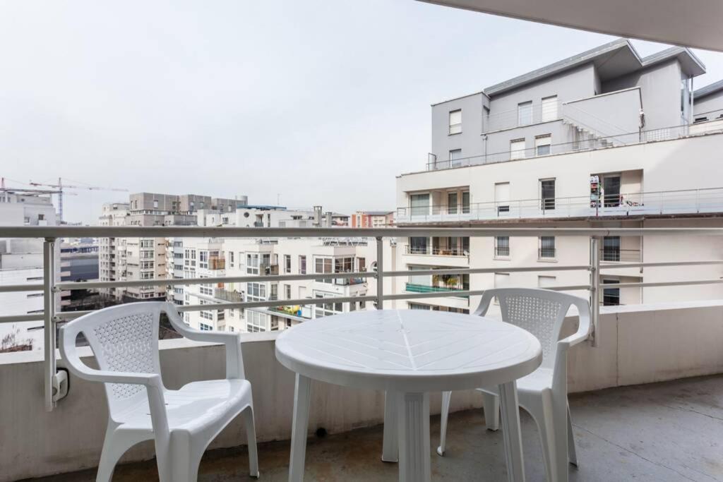 Appartement Lilas Parc 1 - Paris La Defense Courbevoie Exterior foto